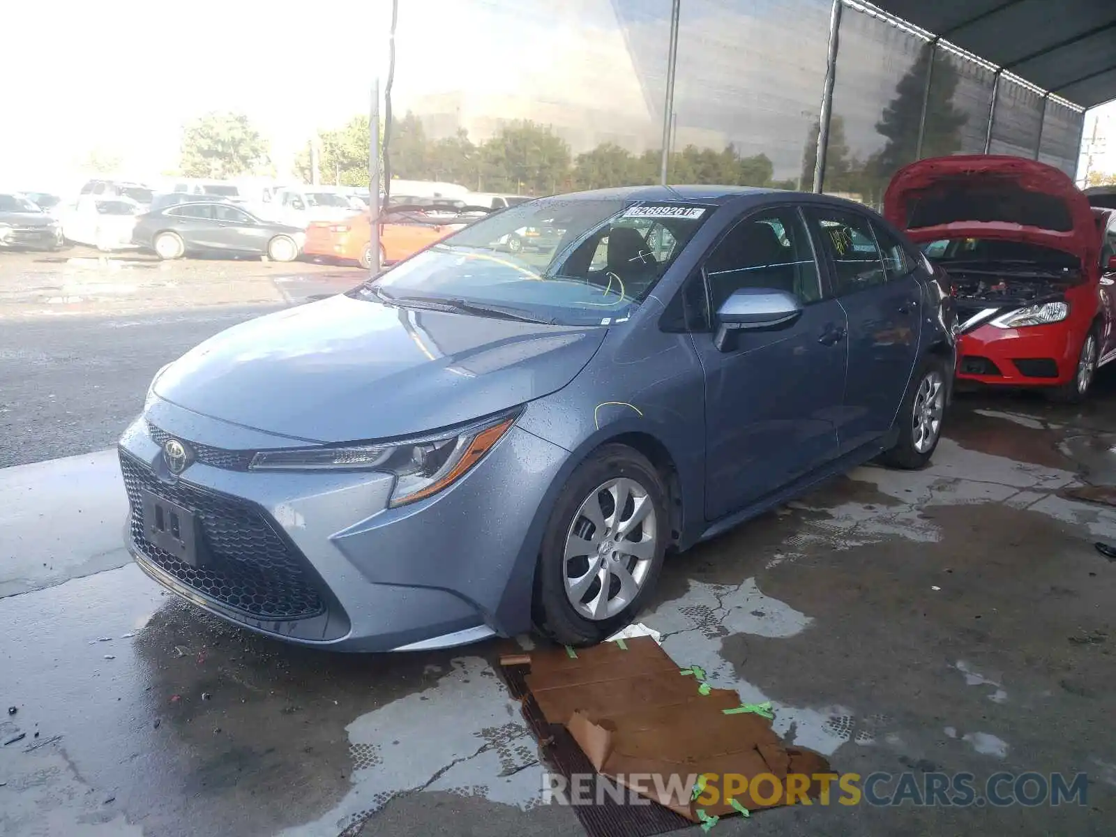 2 Photograph of a damaged car 5YFEPRAE6LP097635 TOYOTA COROLLA 2020