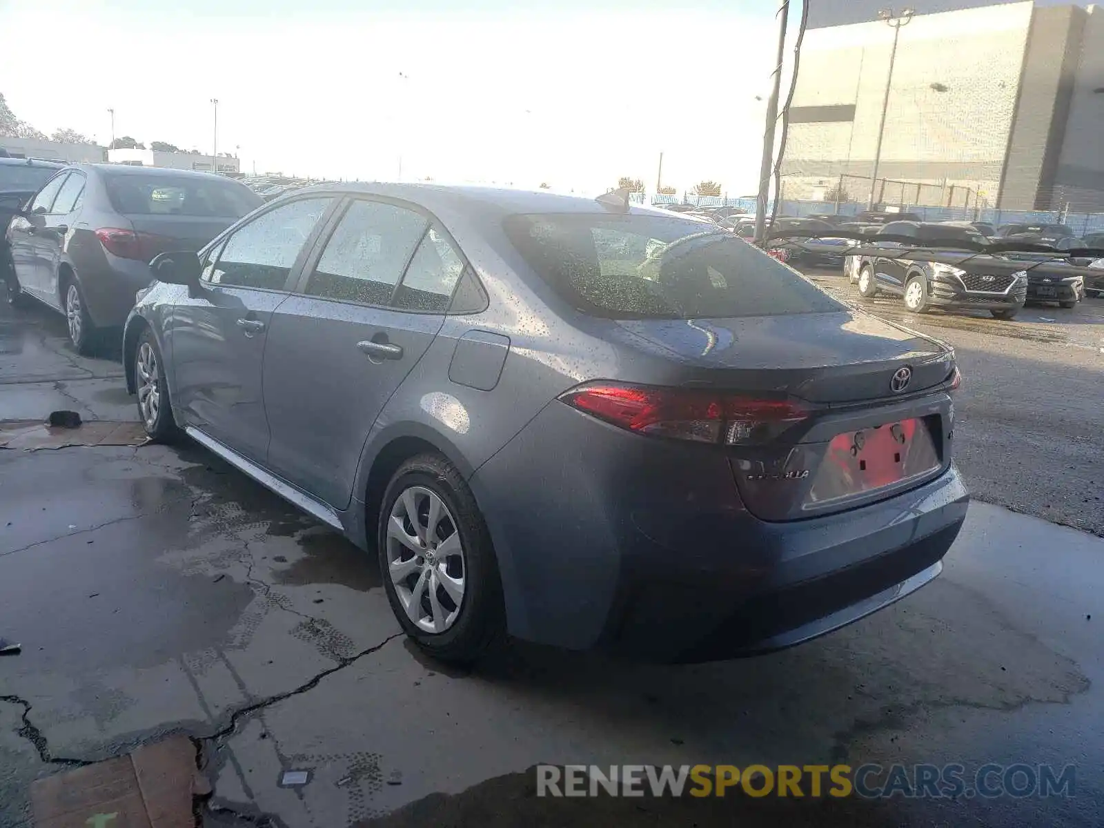 3 Photograph of a damaged car 5YFEPRAE6LP097635 TOYOTA COROLLA 2020