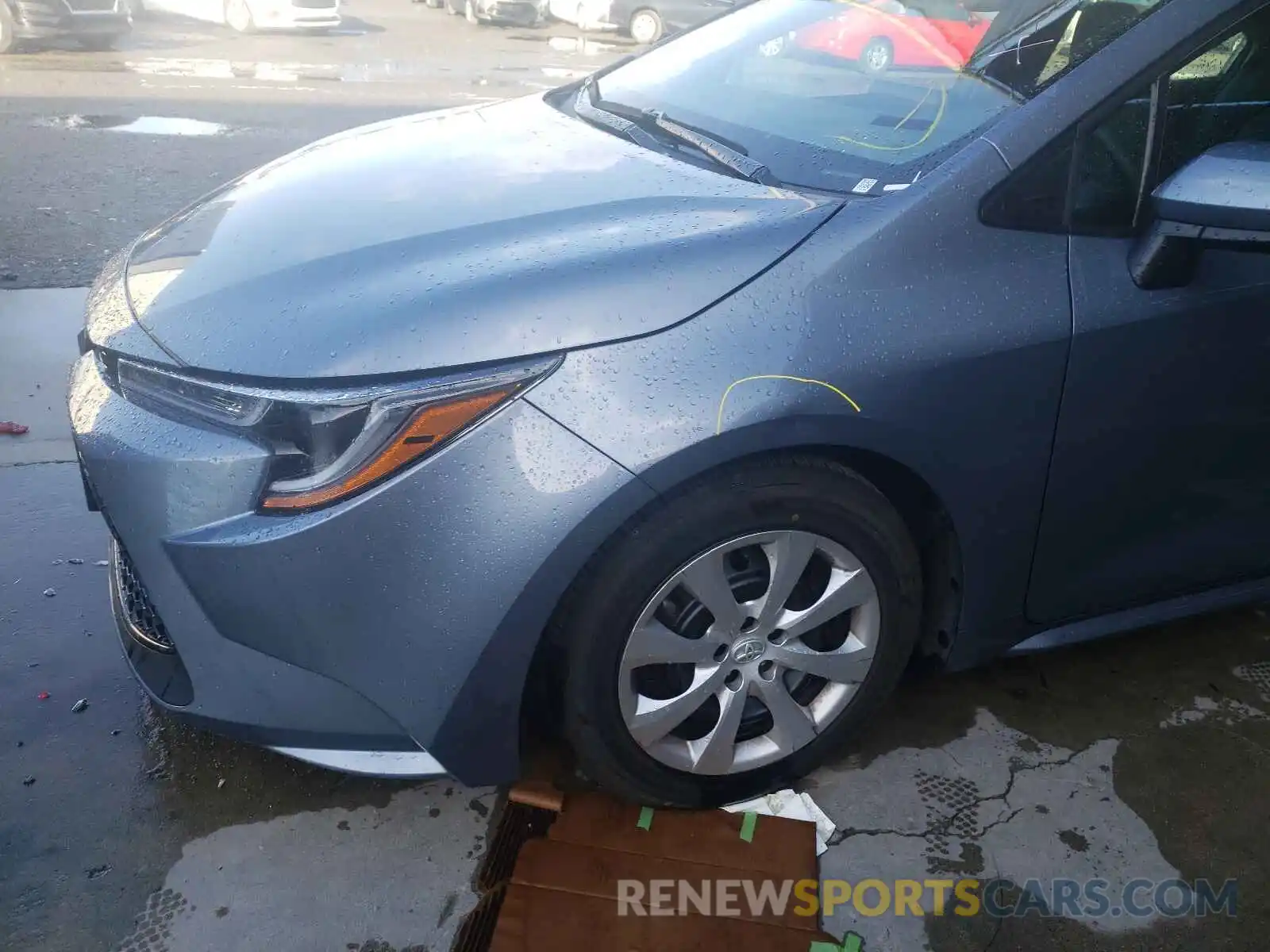 9 Photograph of a damaged car 5YFEPRAE6LP097635 TOYOTA COROLLA 2020