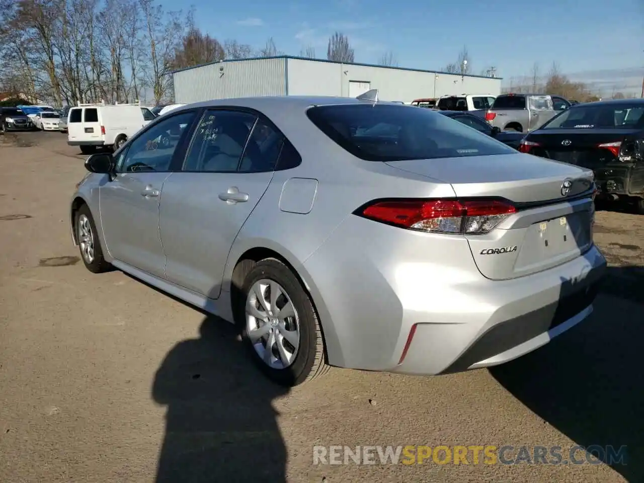 3 Photograph of a damaged car 5YFEPRAE6LP097862 TOYOTA COROLLA 2020