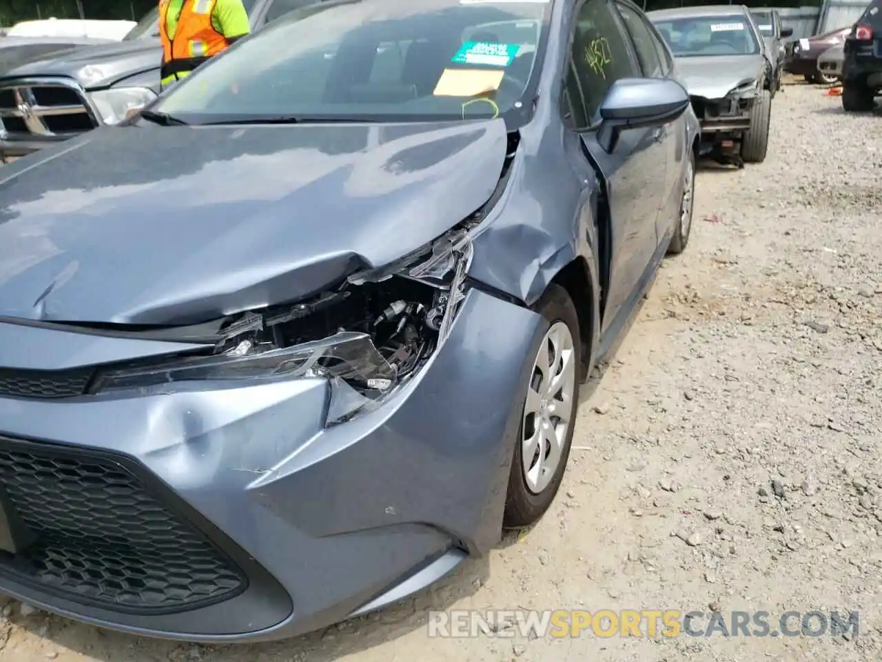 9 Photograph of a damaged car 5YFEPRAE6LP098137 TOYOTA COROLLA 2020