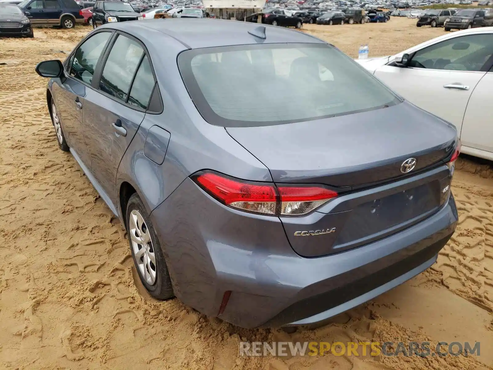 3 Photograph of a damaged car 5YFEPRAE6LP098199 TOYOTA COROLLA 2020