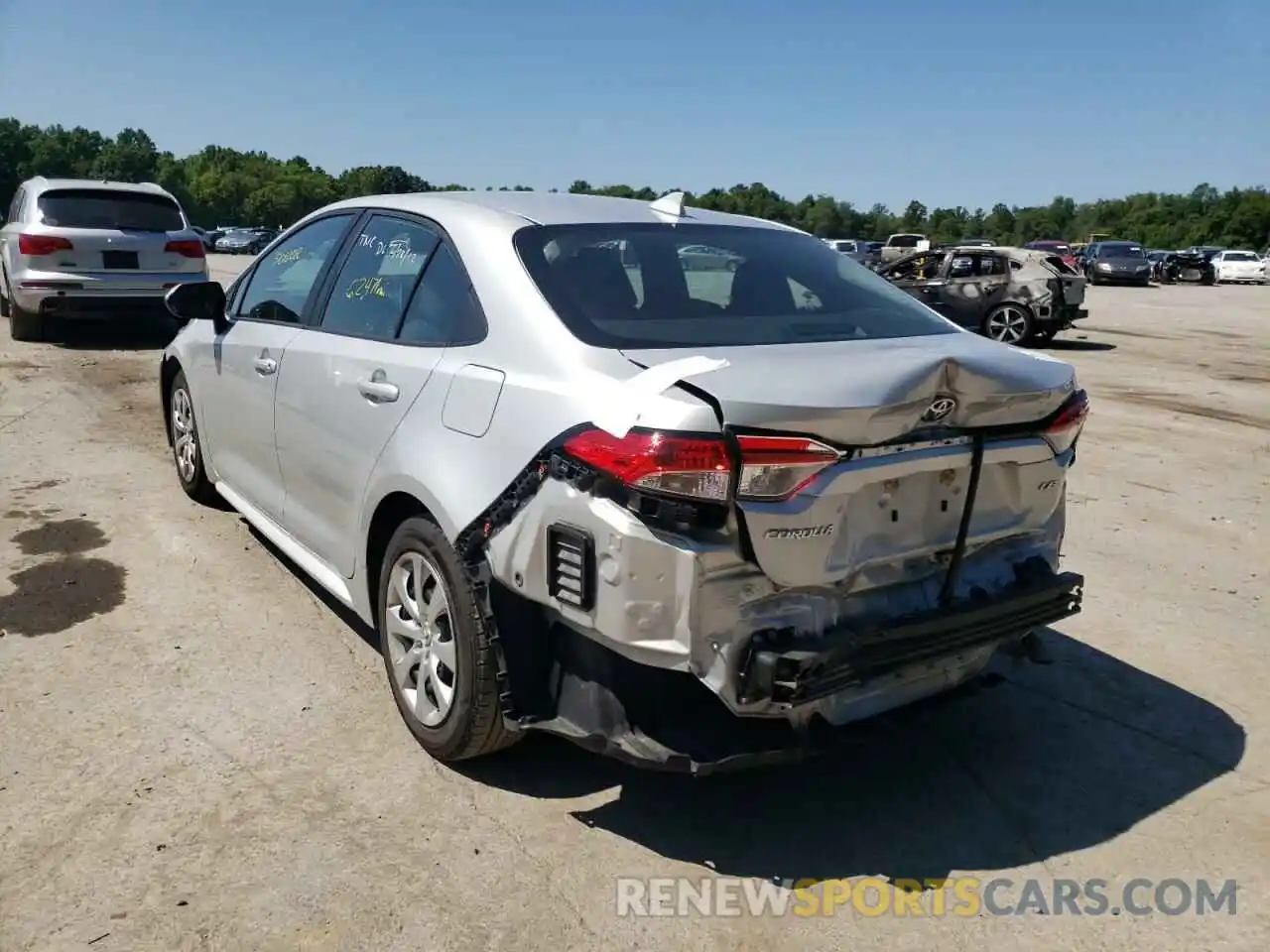 3 Photograph of a damaged car 5YFEPRAE6LP098266 TOYOTA COROLLA 2020