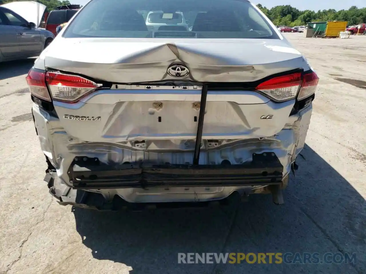 9 Photograph of a damaged car 5YFEPRAE6LP098266 TOYOTA COROLLA 2020