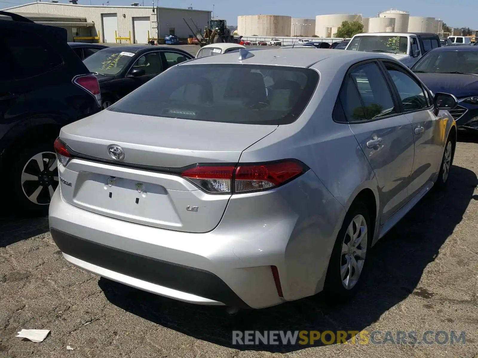 4 Photograph of a damaged car 5YFEPRAE6LP098395 TOYOTA COROLLA 2020