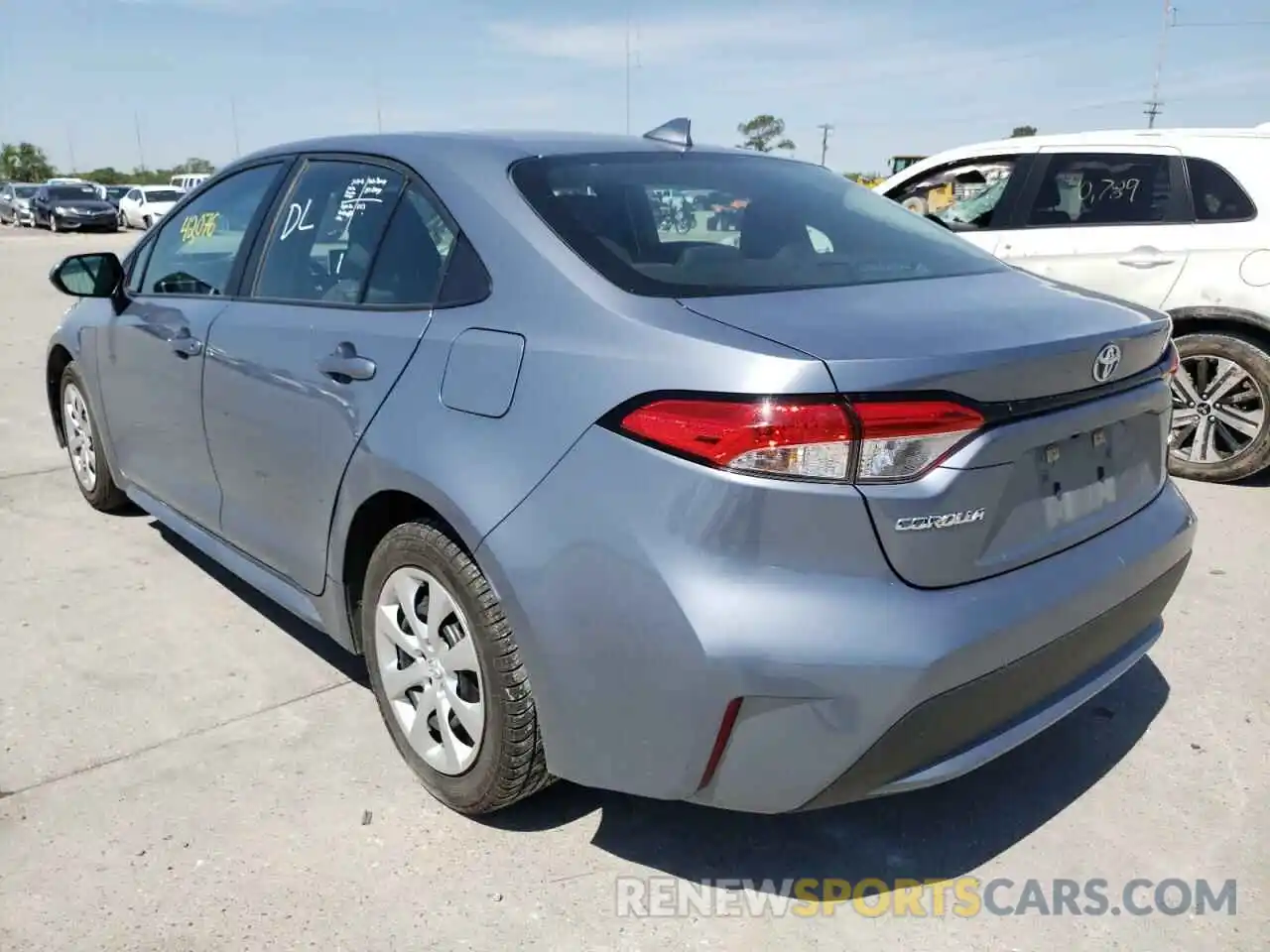 3 Photograph of a damaged car 5YFEPRAE6LP098672 TOYOTA COROLLA 2020