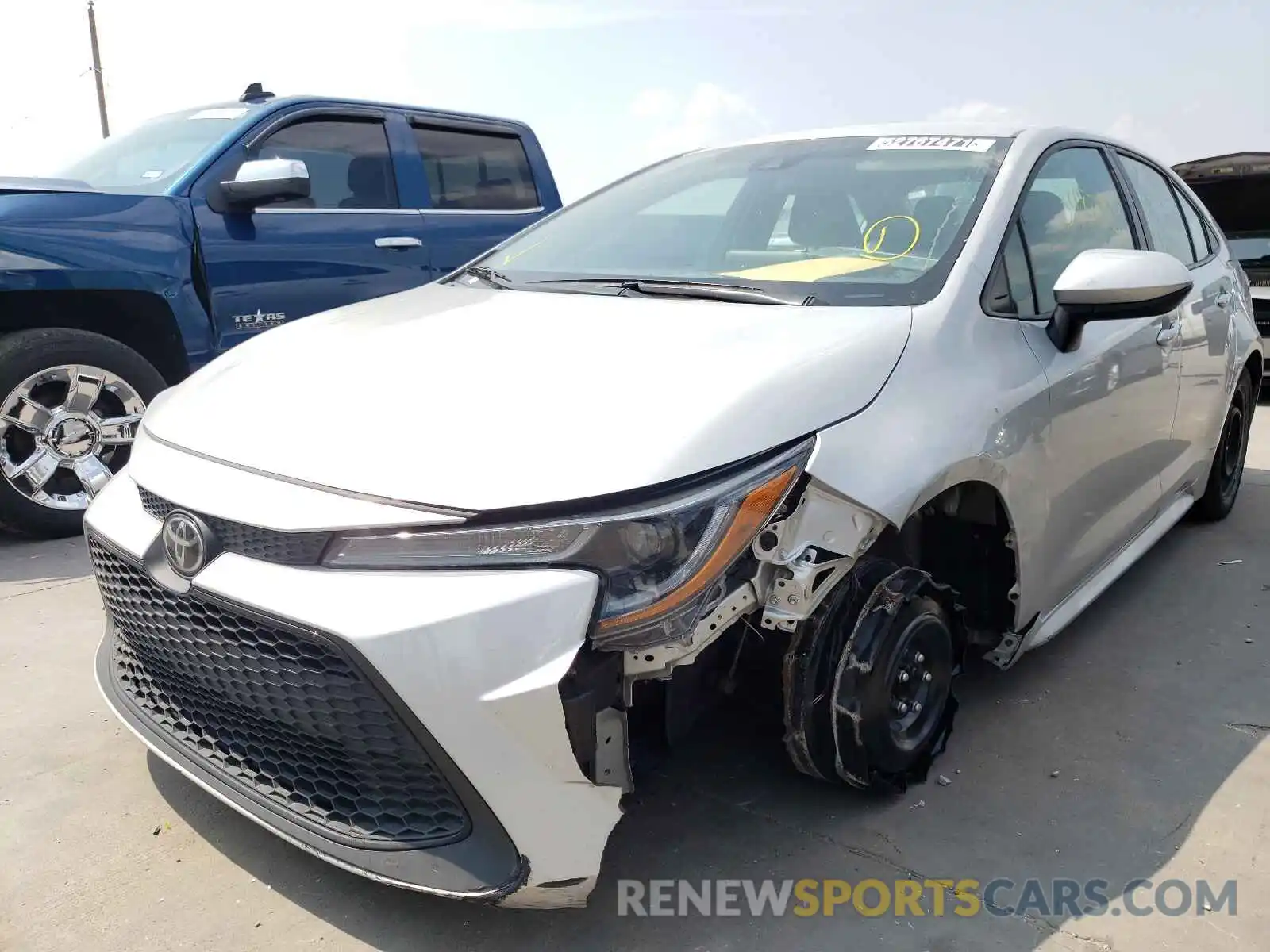 2 Photograph of a damaged car 5YFEPRAE6LP099059 TOYOTA COROLLA 2020