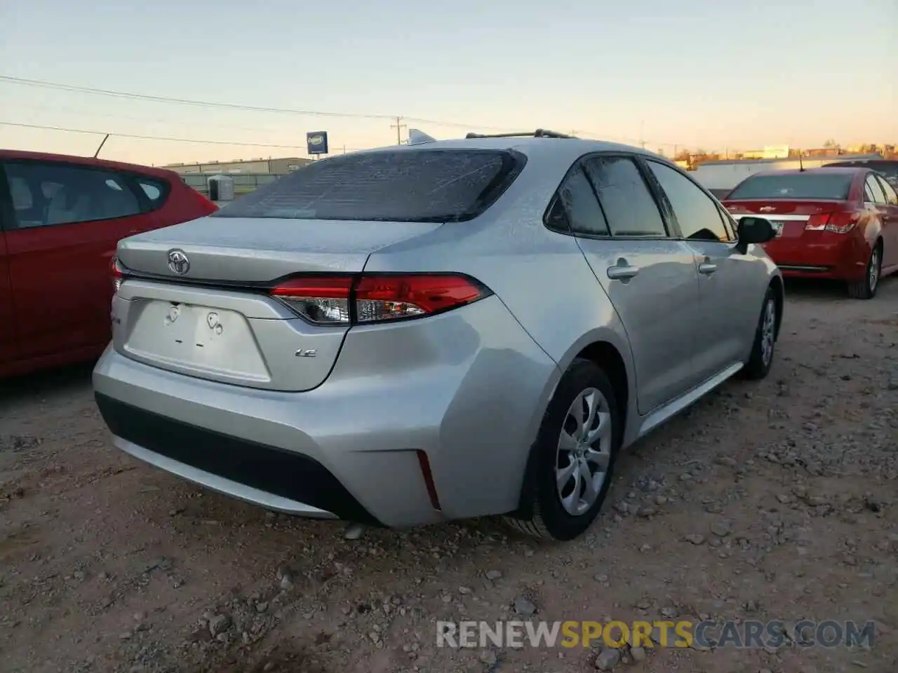 4 Photograph of a damaged car 5YFEPRAE6LP100520 TOYOTA COROLLA 2020