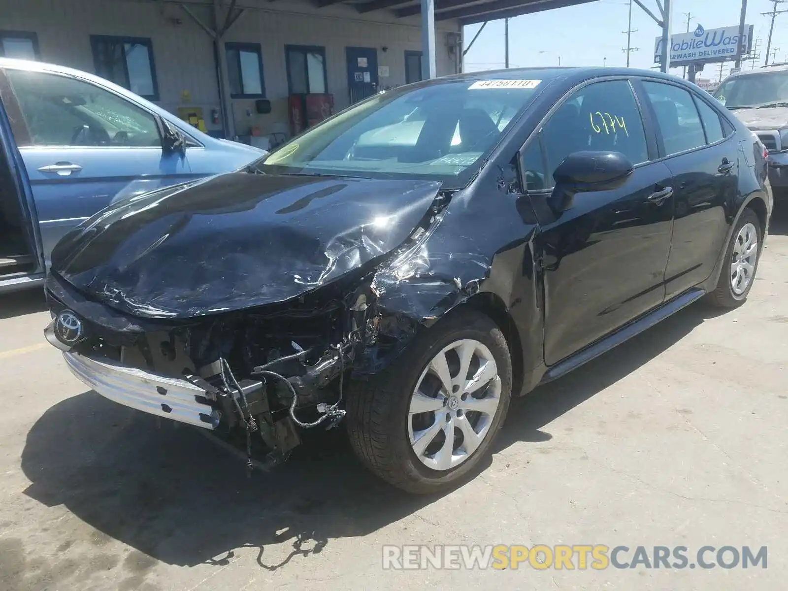 2 Photograph of a damaged car 5YFEPRAE6LP101425 TOYOTA COROLLA 2020