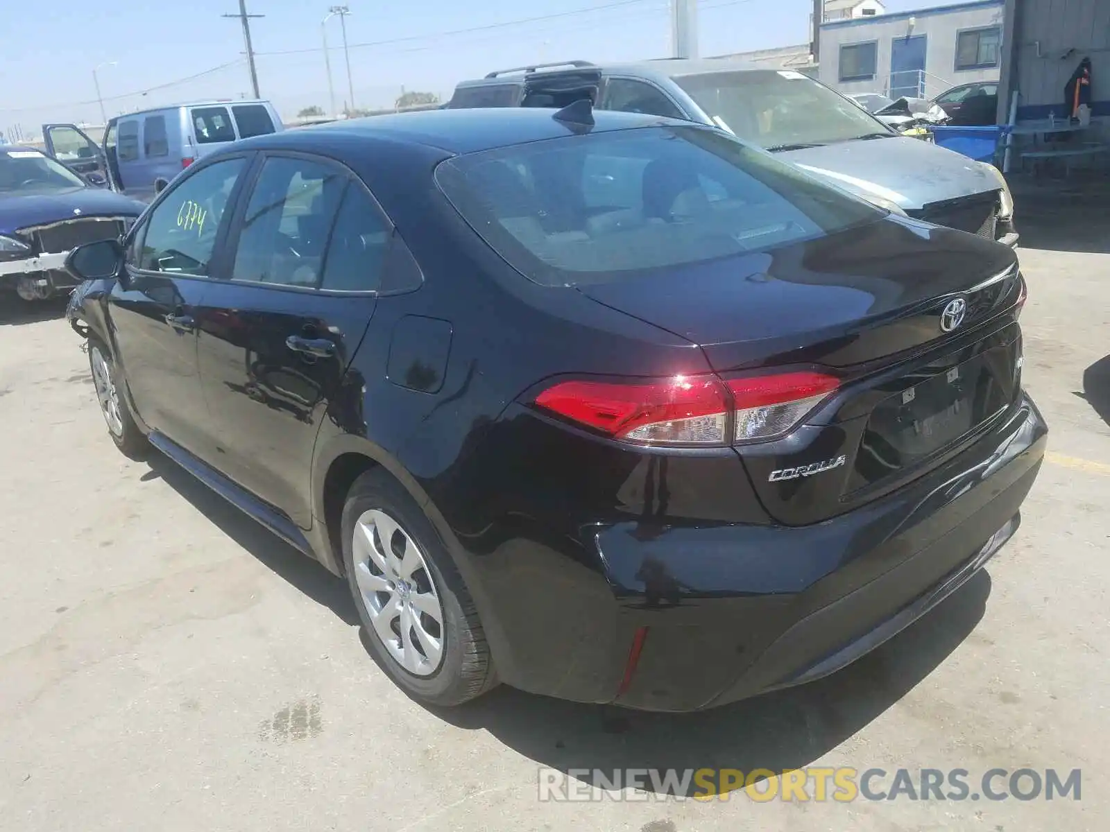 3 Photograph of a damaged car 5YFEPRAE6LP101425 TOYOTA COROLLA 2020