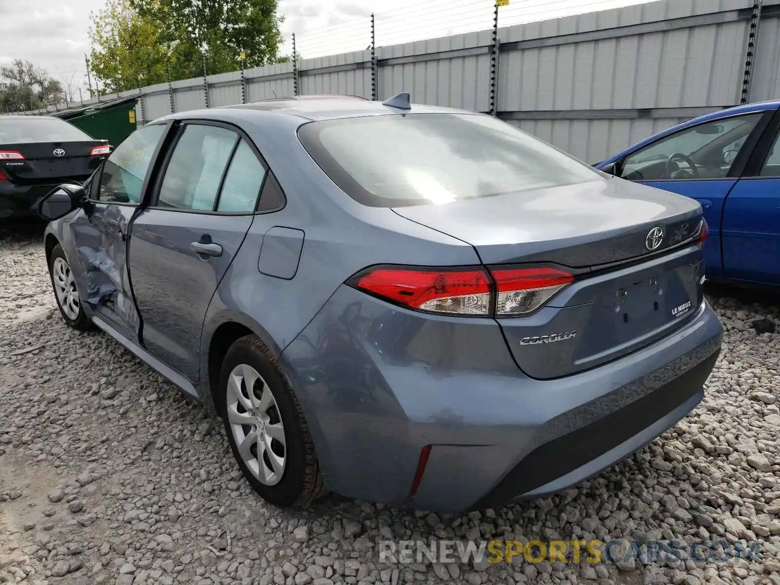 3 Photograph of a damaged car 5YFEPRAE6LP102252 TOYOTA COROLLA 2020