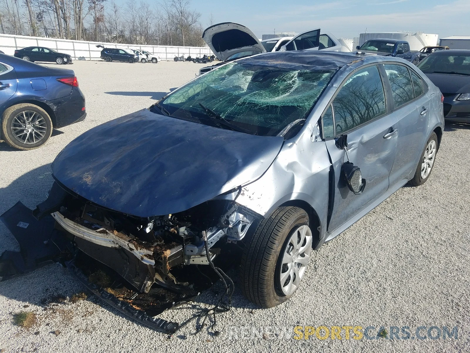 2 Photograph of a damaged car 5YFEPRAE6LP102686 TOYOTA COROLLA 2020