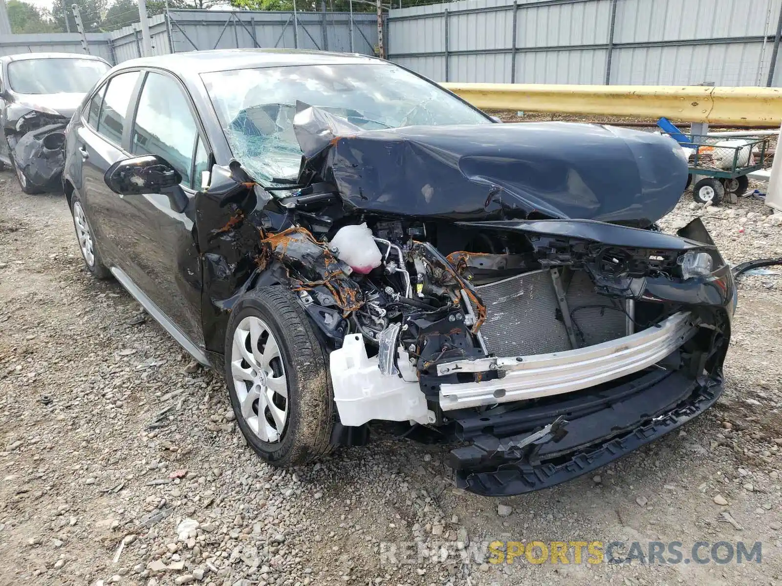 1 Photograph of a damaged car 5YFEPRAE6LP103515 TOYOTA COROLLA 2020