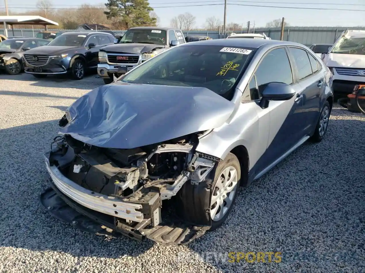 2 Photograph of a damaged car 5YFEPRAE6LP103658 TOYOTA COROLLA 2020