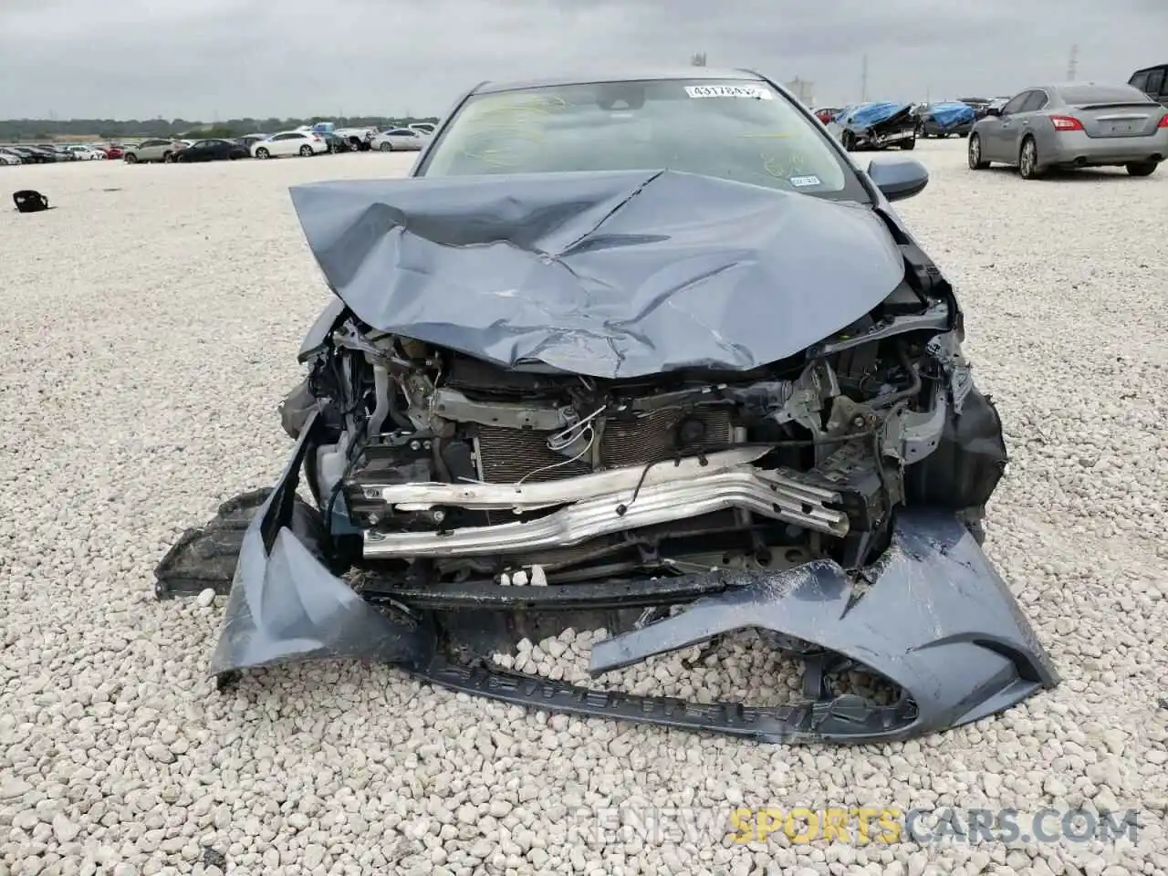 9 Photograph of a damaged car 5YFEPRAE6LP105331 TOYOTA COROLLA 2020