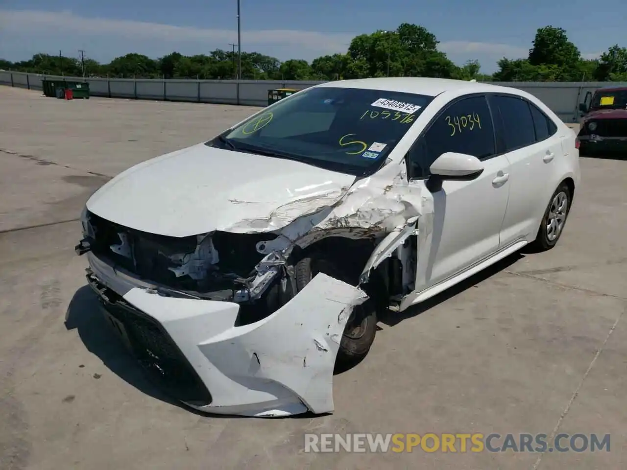 2 Photograph of a damaged car 5YFEPRAE6LP105376 TOYOTA COROLLA 2020