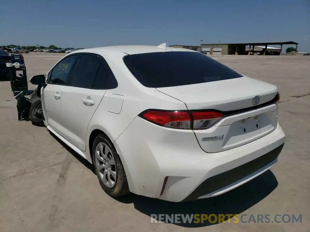 3 Photograph of a damaged car 5YFEPRAE6LP105376 TOYOTA COROLLA 2020