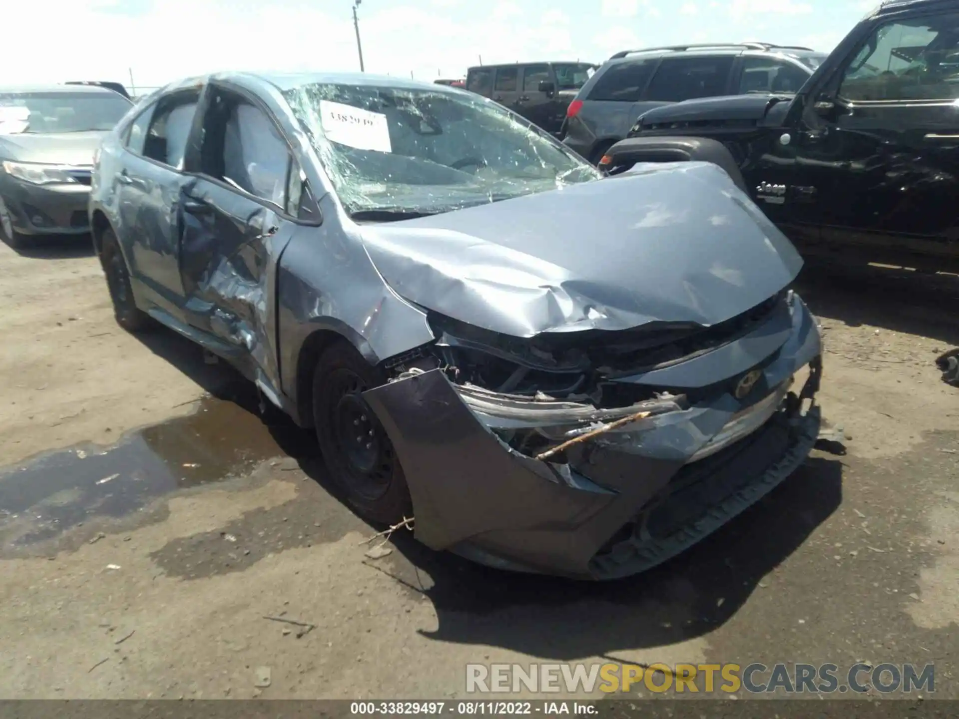 1 Photograph of a damaged car 5YFEPRAE6LP105541 TOYOTA COROLLA 2020