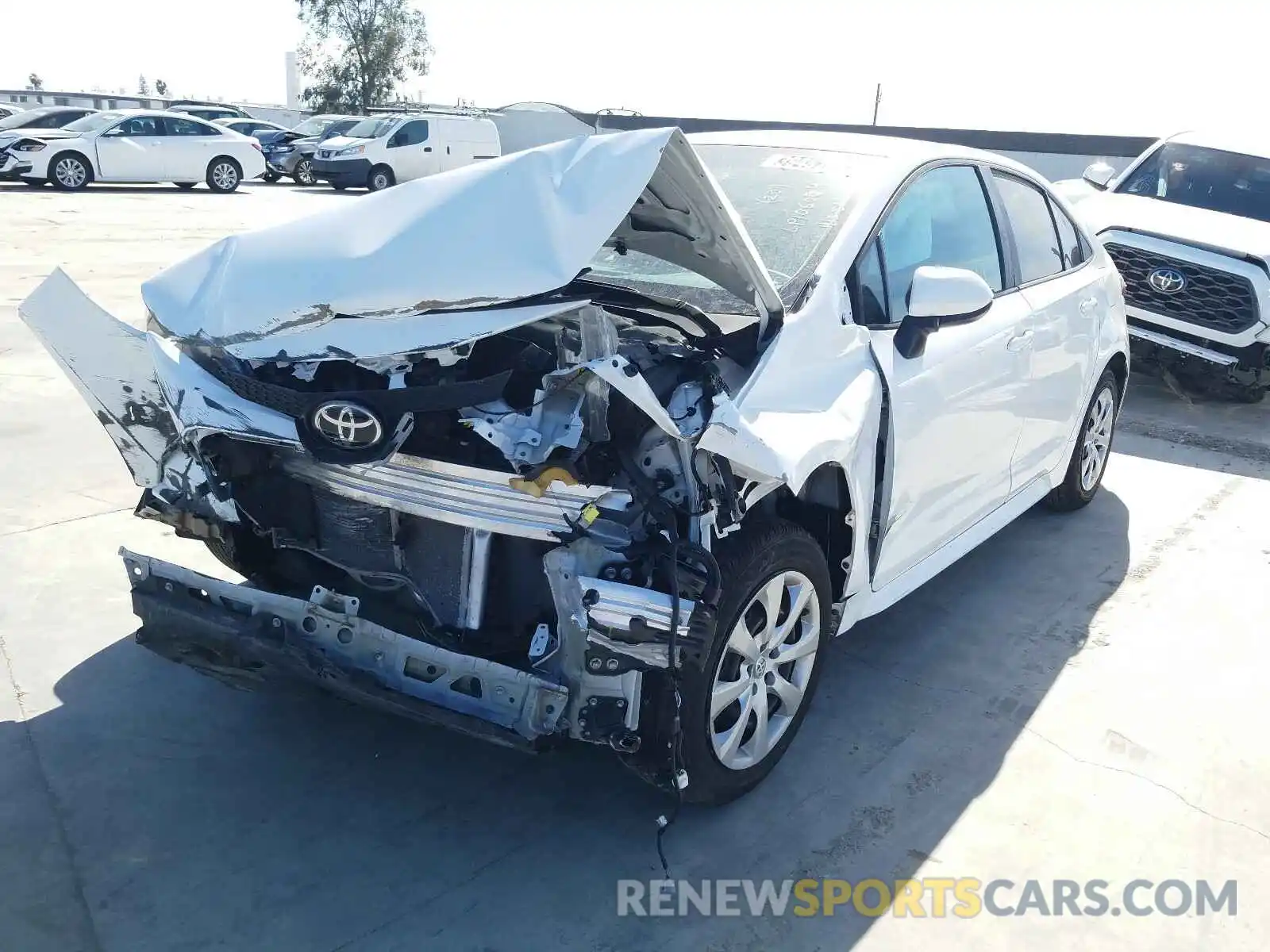 2 Photograph of a damaged car 5YFEPRAE6LP106009 TOYOTA COROLLA 2020