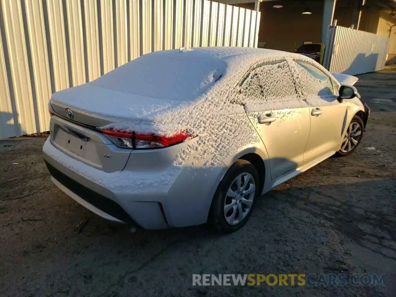 4 Photograph of a damaged car 5YFEPRAE6LP106219 TOYOTA COROLLA 2020