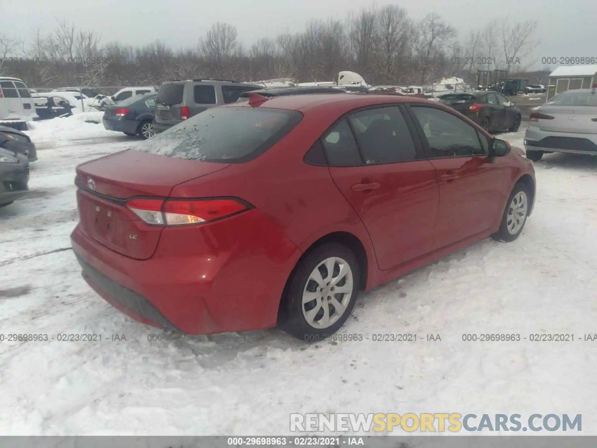 4 Photograph of a damaged car 5YFEPRAE6LP108276 TOYOTA COROLLA 2020