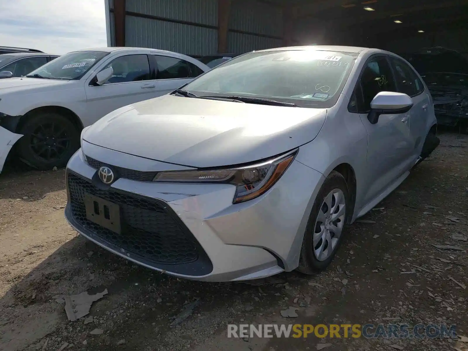 2 Photograph of a damaged car 5YFEPRAE6LP110013 TOYOTA COROLLA 2020