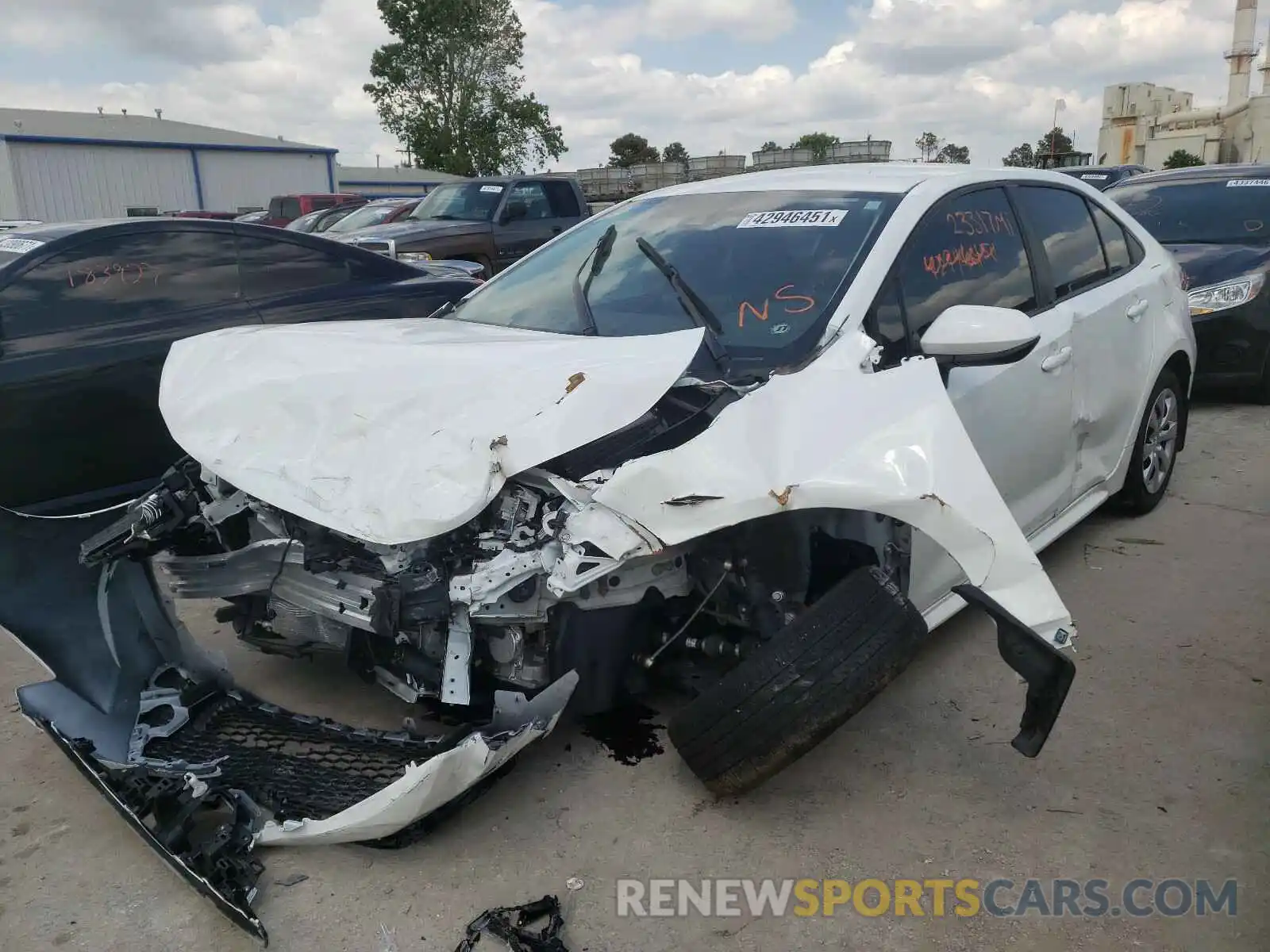 2 Photograph of a damaged car 5YFEPRAE6LP110139 TOYOTA COROLLA 2020