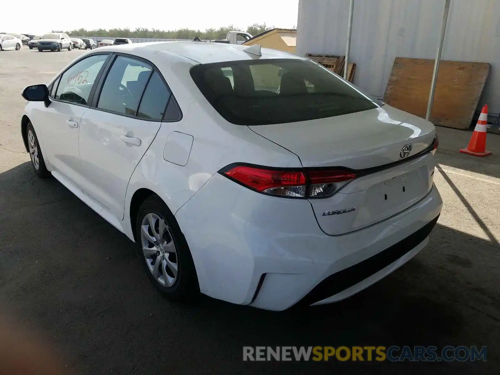 3 Photograph of a damaged car 5YFEPRAE6LP110206 TOYOTA COROLLA 2020