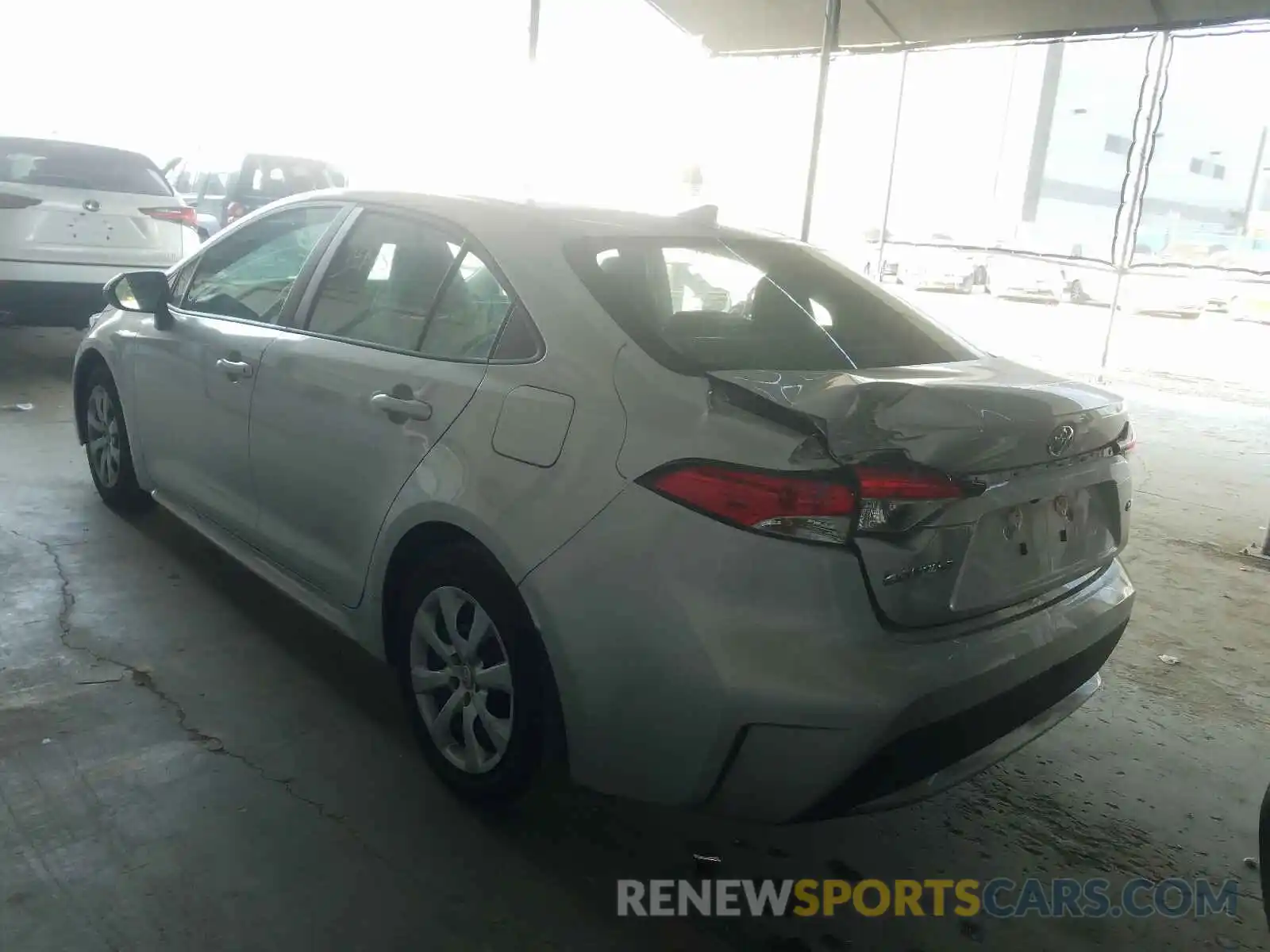 3 Photograph of a damaged car 5YFEPRAE6LP110318 TOYOTA COROLLA 2020