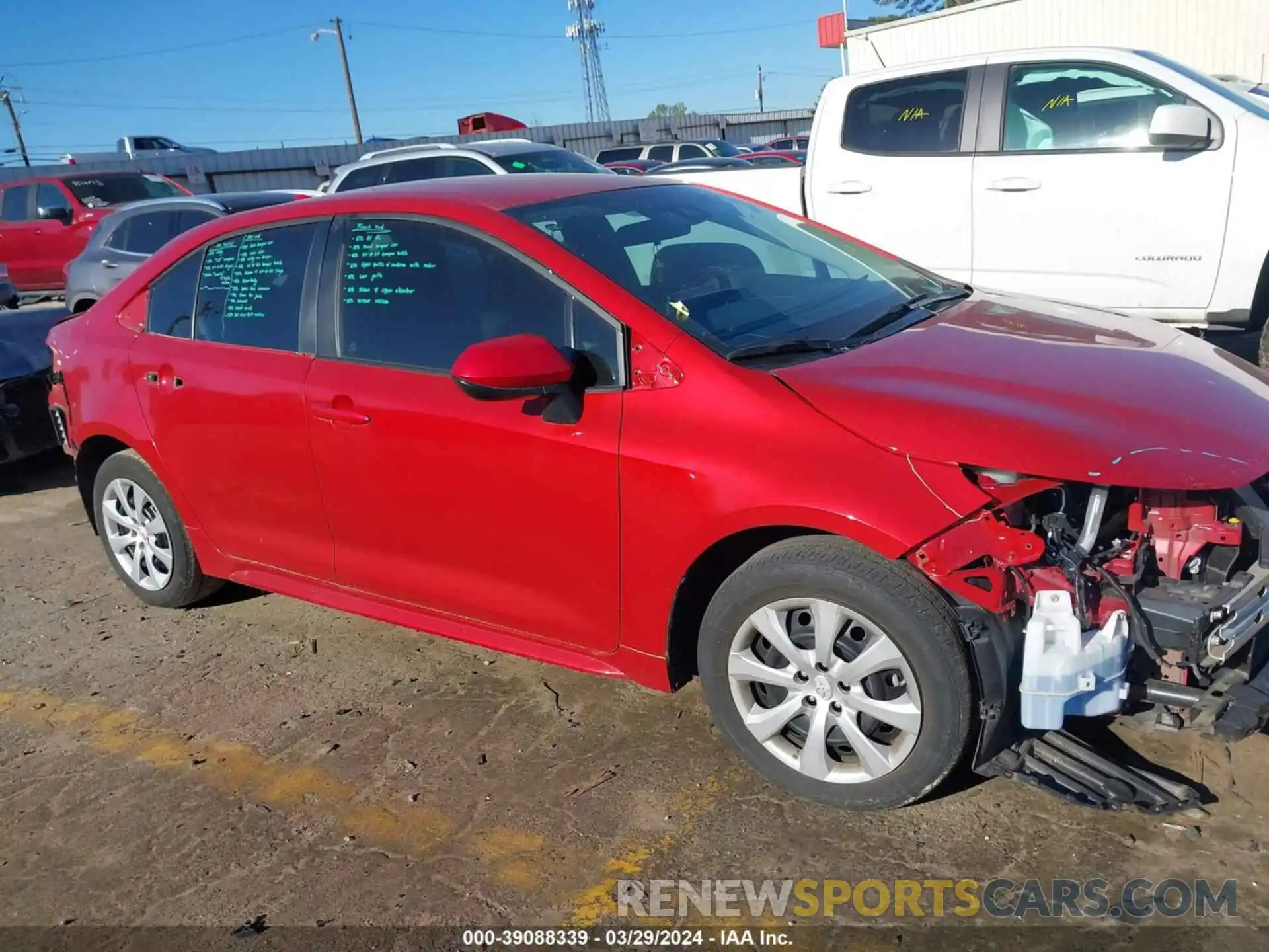 13 Photograph of a damaged car 5YFEPRAE6LP110528 TOYOTA COROLLA 2020