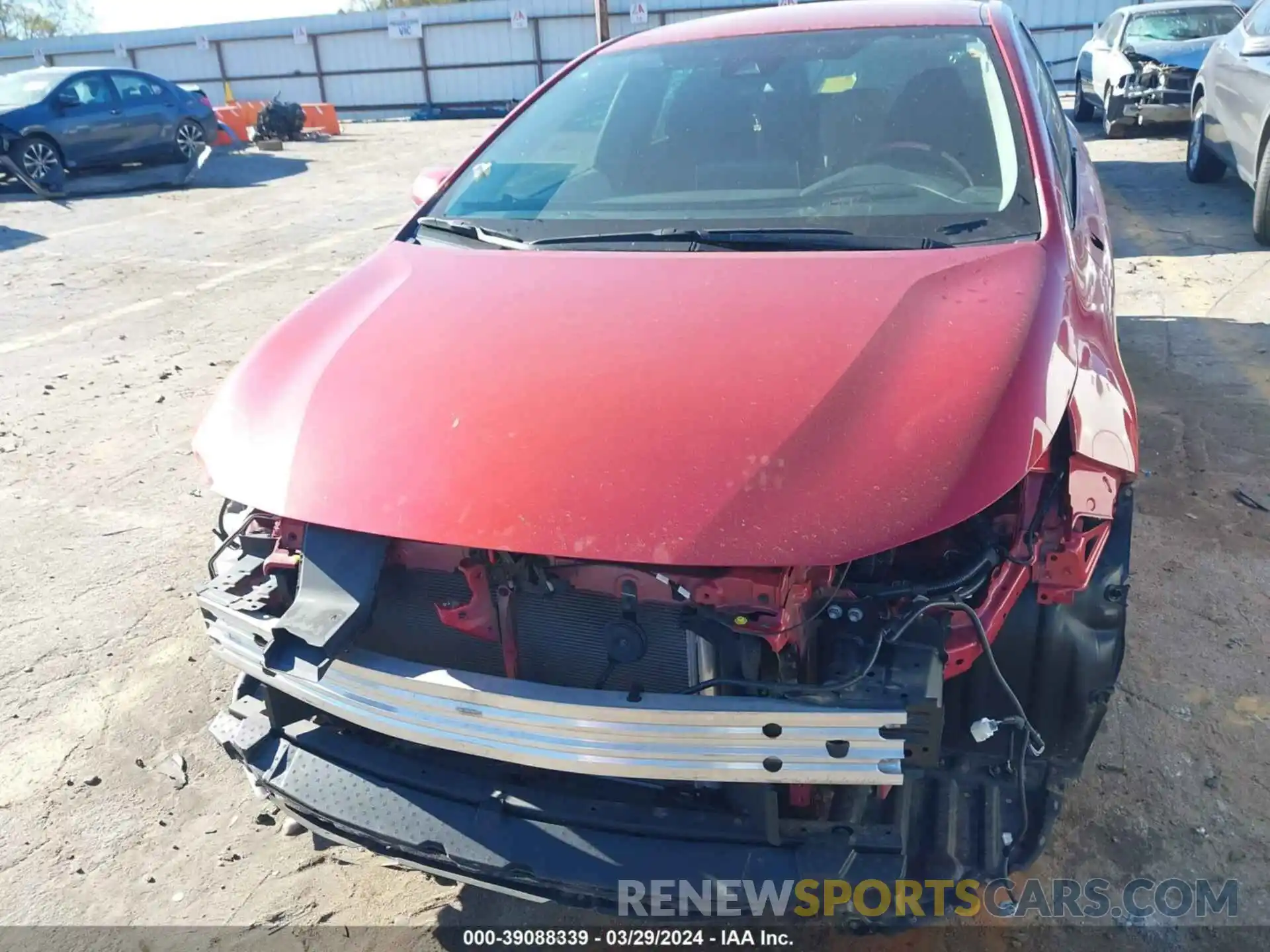 6 Photograph of a damaged car 5YFEPRAE6LP110528 TOYOTA COROLLA 2020