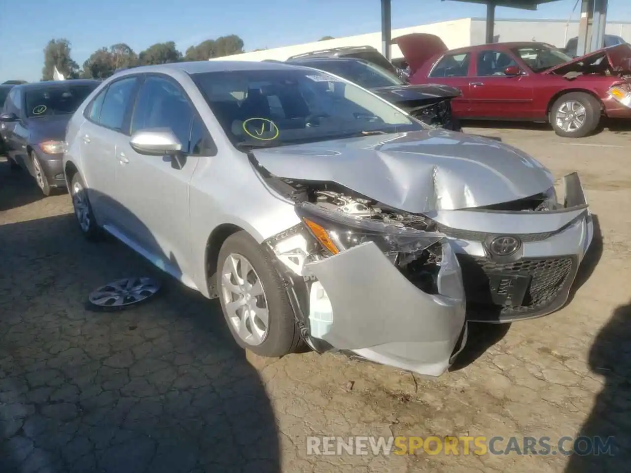 1 Photograph of a damaged car 5YFEPRAE6LP110805 TOYOTA COROLLA 2020