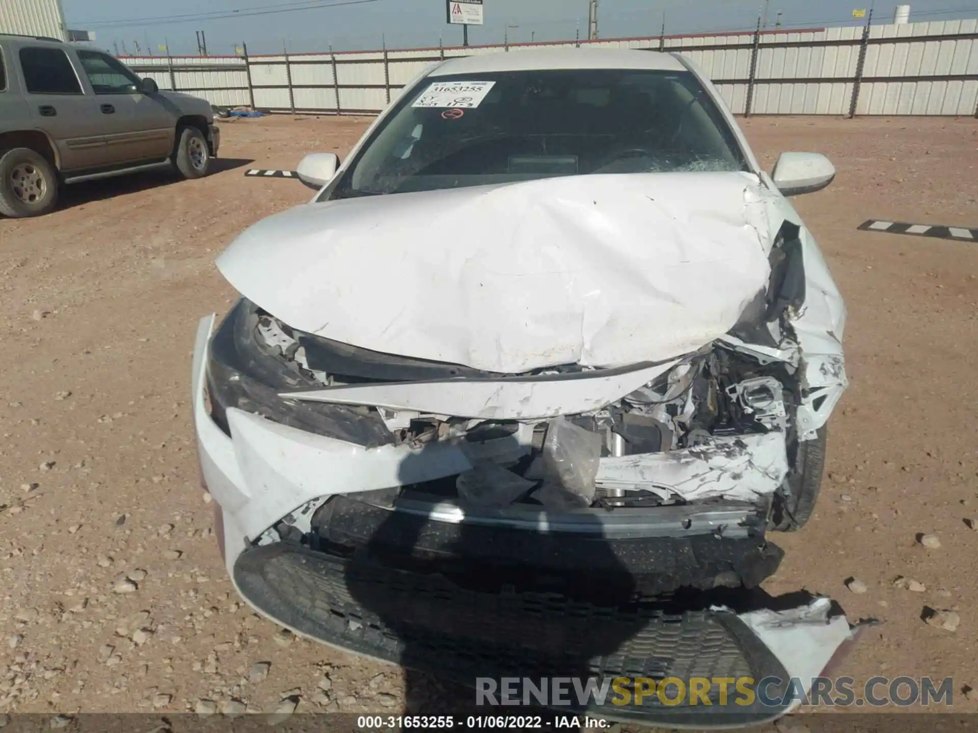 6 Photograph of a damaged car 5YFEPRAE6LP111422 TOYOTA COROLLA 2020