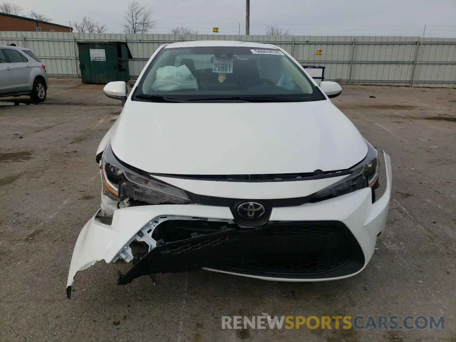 9 Photograph of a damaged car 5YFEPRAE6LP111825 TOYOTA COROLLA 2020