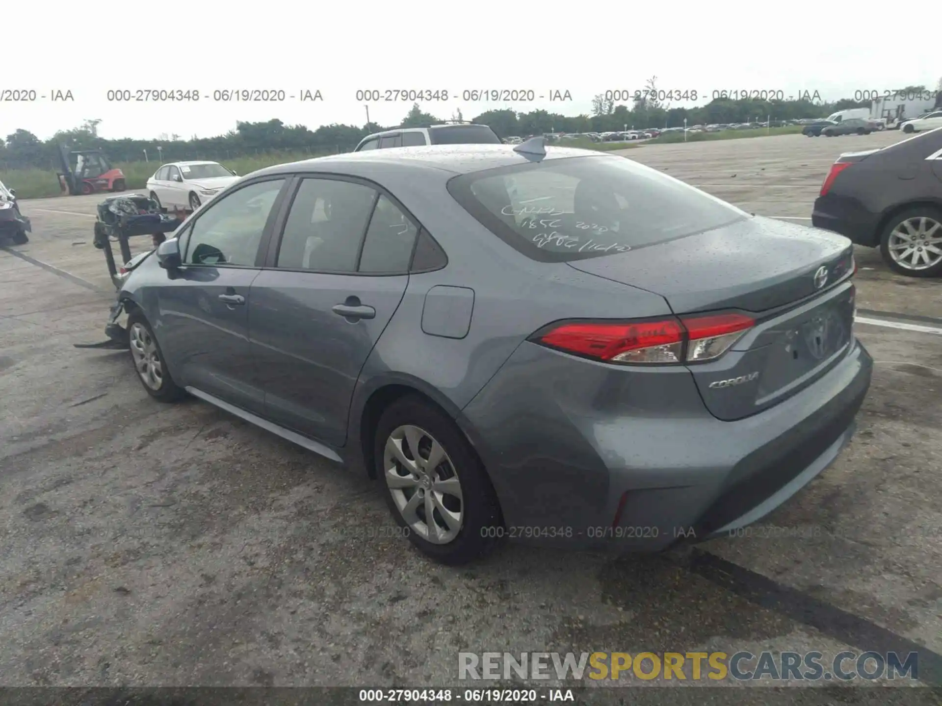 3 Photograph of a damaged car 5YFEPRAE6LP111856 TOYOTA COROLLA 2020