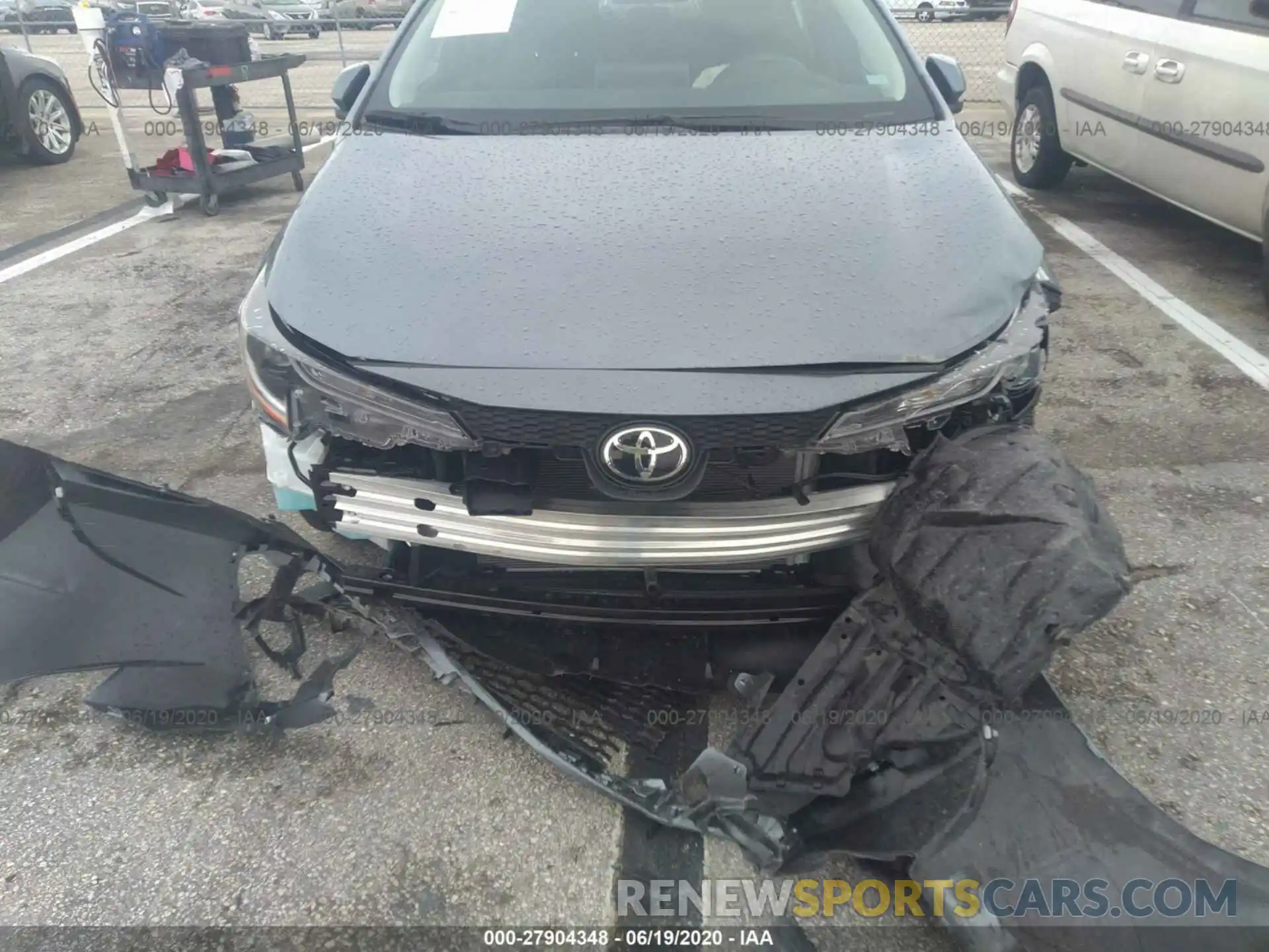 6 Photograph of a damaged car 5YFEPRAE6LP111856 TOYOTA COROLLA 2020