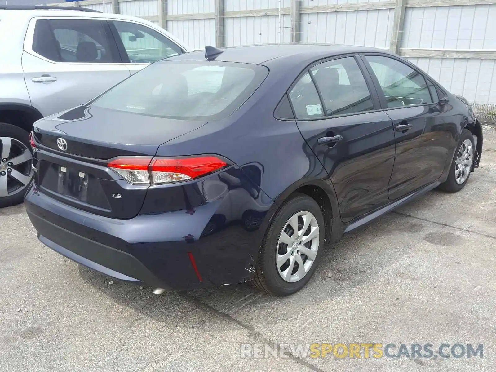 4 Photograph of a damaged car 5YFEPRAE6LP113798 TOYOTA COROLLA 2020