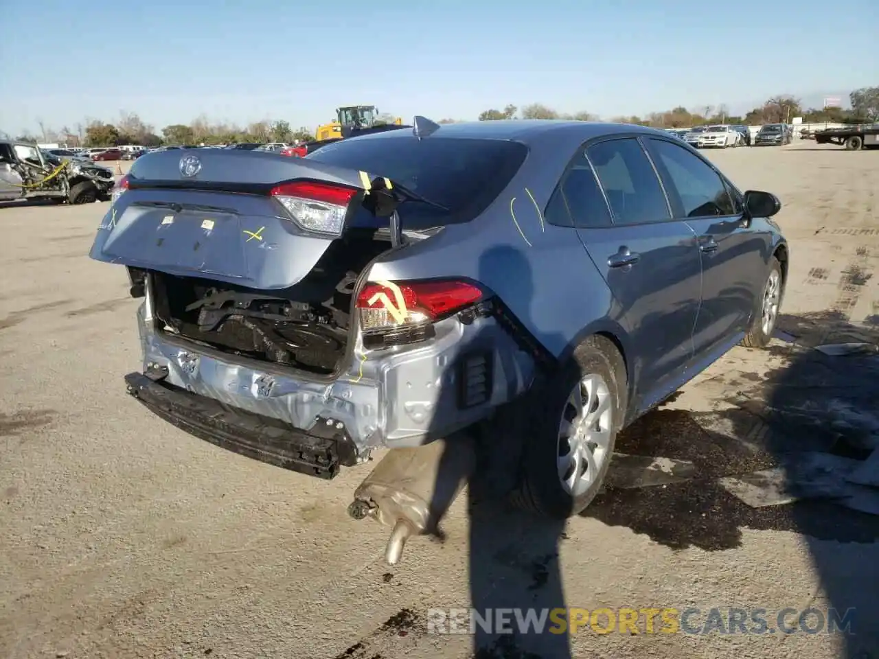 4 Photograph of a damaged car 5YFEPRAE6LP113946 TOYOTA COROLLA 2020