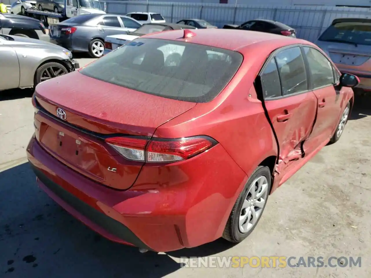 4 Photograph of a damaged car 5YFEPRAE6LP114613 TOYOTA COROLLA 2020