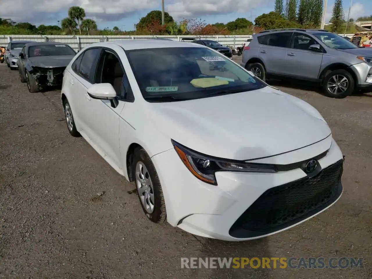 1 Photograph of a damaged car 5YFEPRAE6LP115227 TOYOTA COROLLA 2020