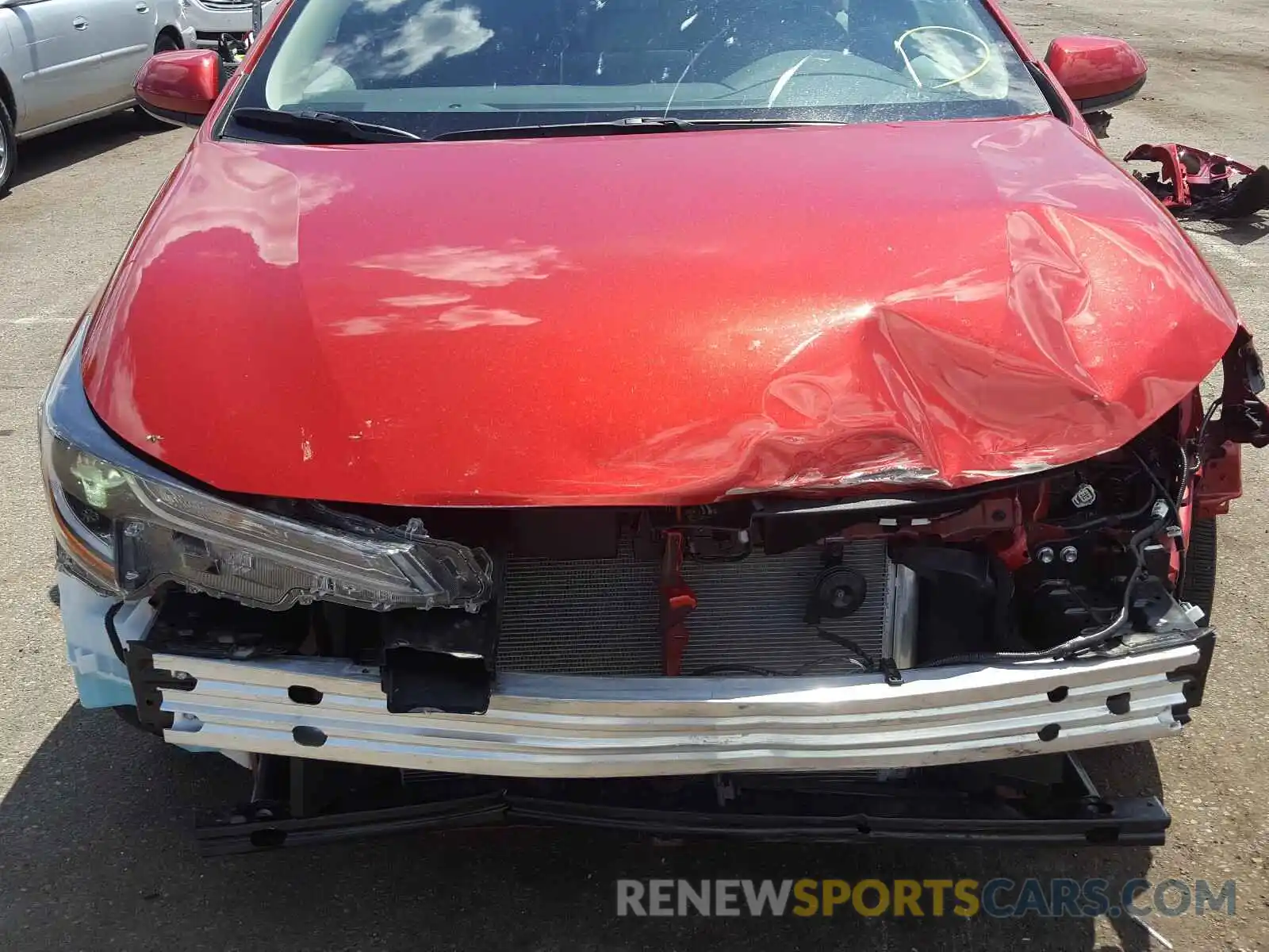 9 Photograph of a damaged car 5YFEPRAE6LP115468 TOYOTA COROLLA 2020