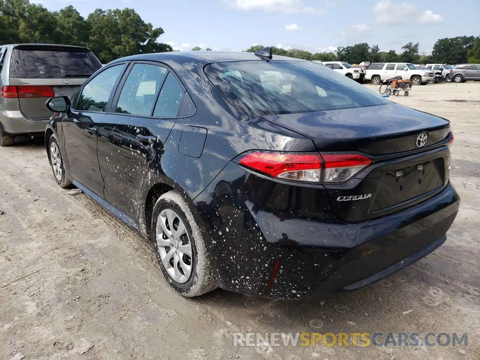 3 Photograph of a damaged car 5YFEPRAE6LP116054 TOYOTA COROLLA 2020