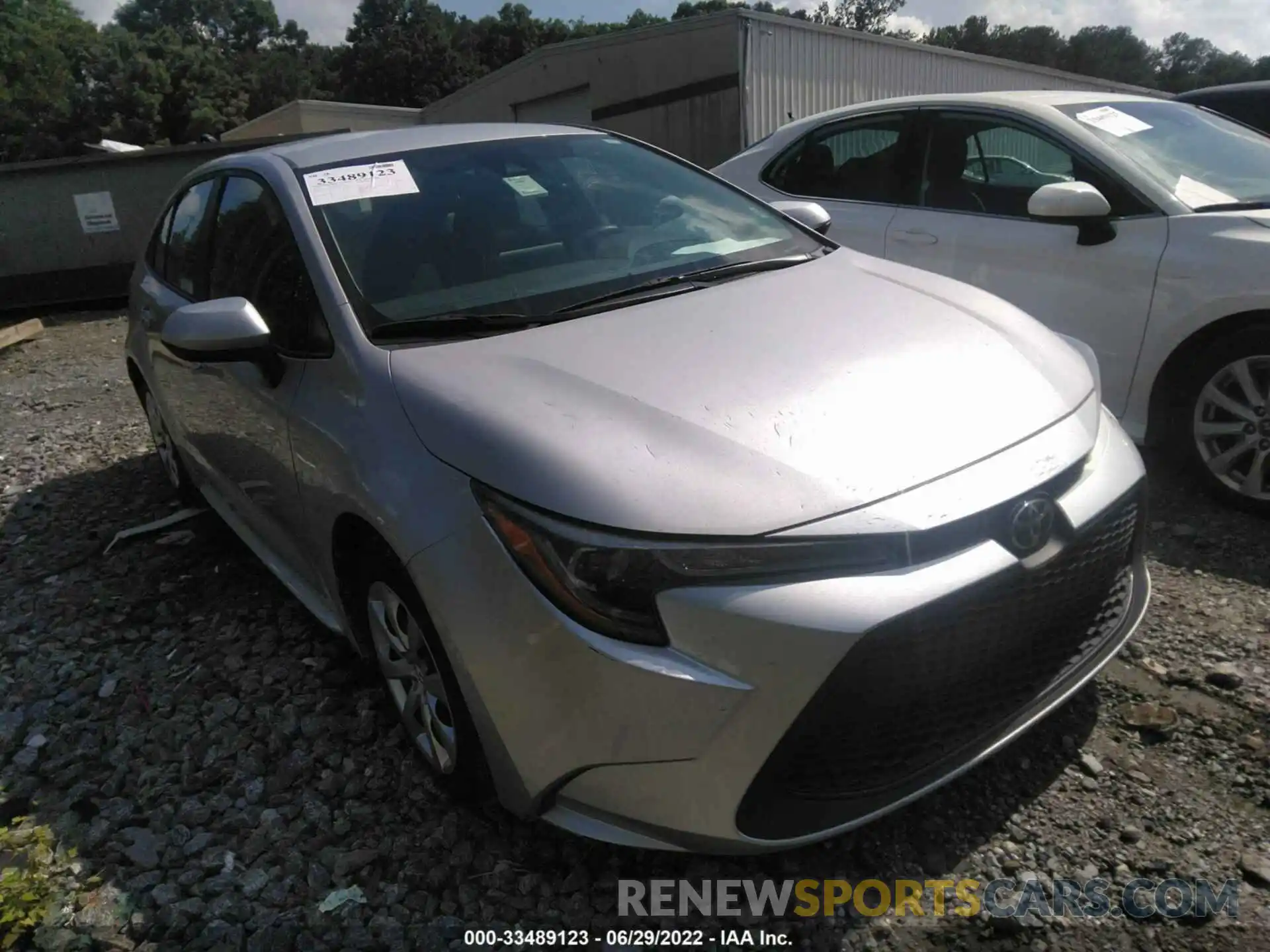 1 Photograph of a damaged car 5YFEPRAE6LP117429 TOYOTA COROLLA 2020