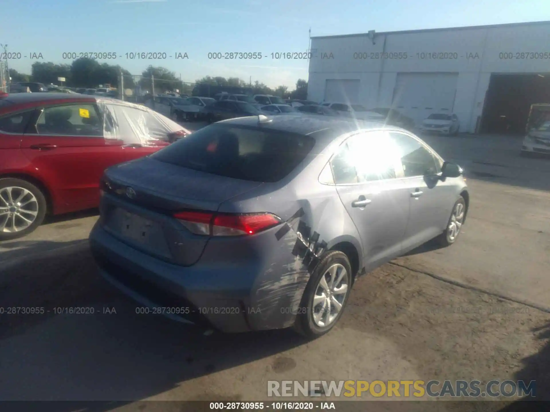 4 Photograph of a damaged car 5YFEPRAE6LP117852 TOYOTA COROLLA 2020