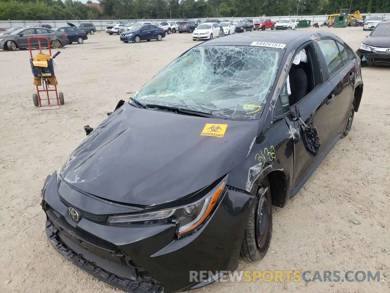 2 Photograph of a damaged car 5YFEPRAE6LP119178 TOYOTA COROLLA 2020