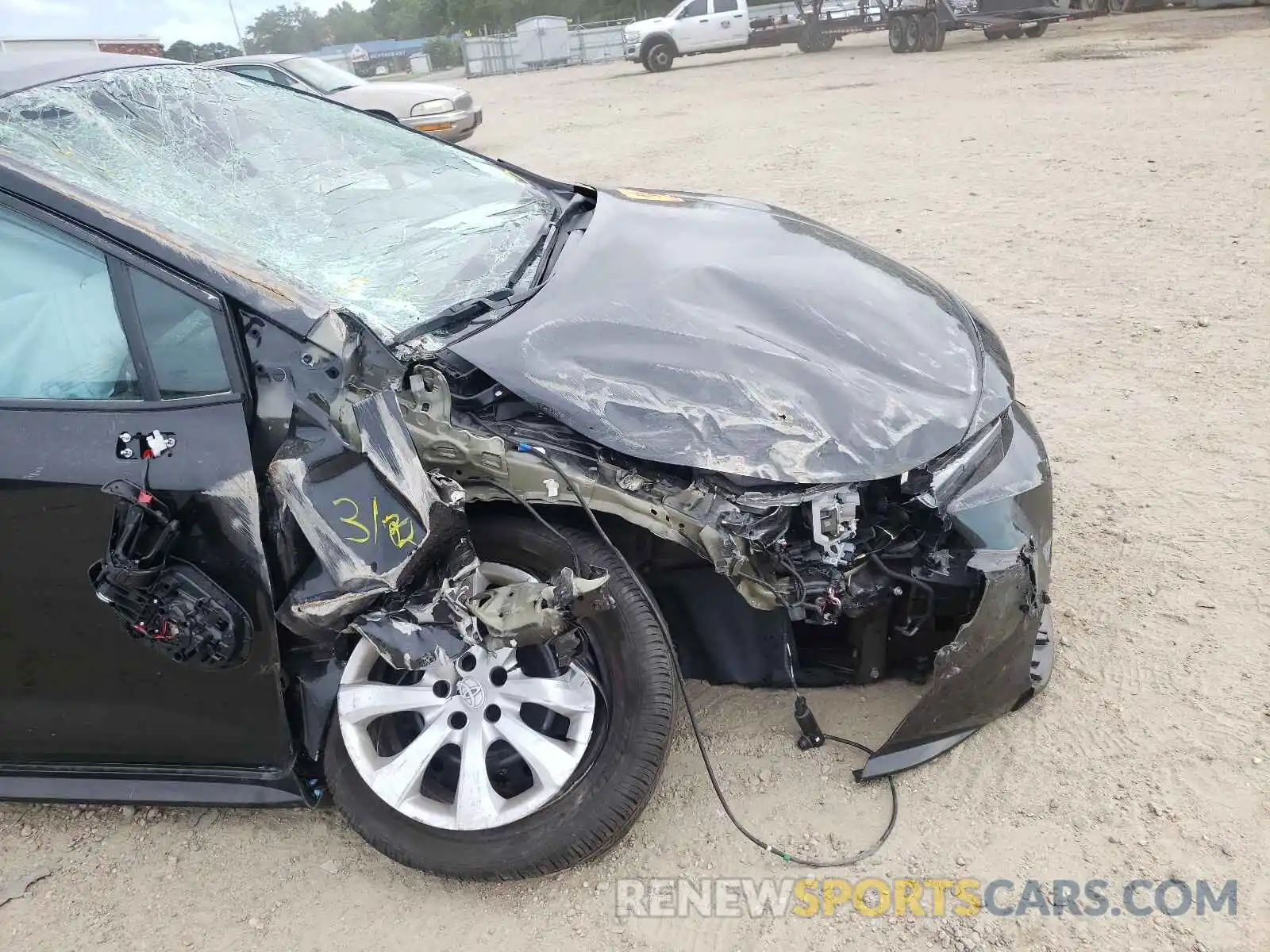 9 Photograph of a damaged car 5YFEPRAE6LP119178 TOYOTA COROLLA 2020