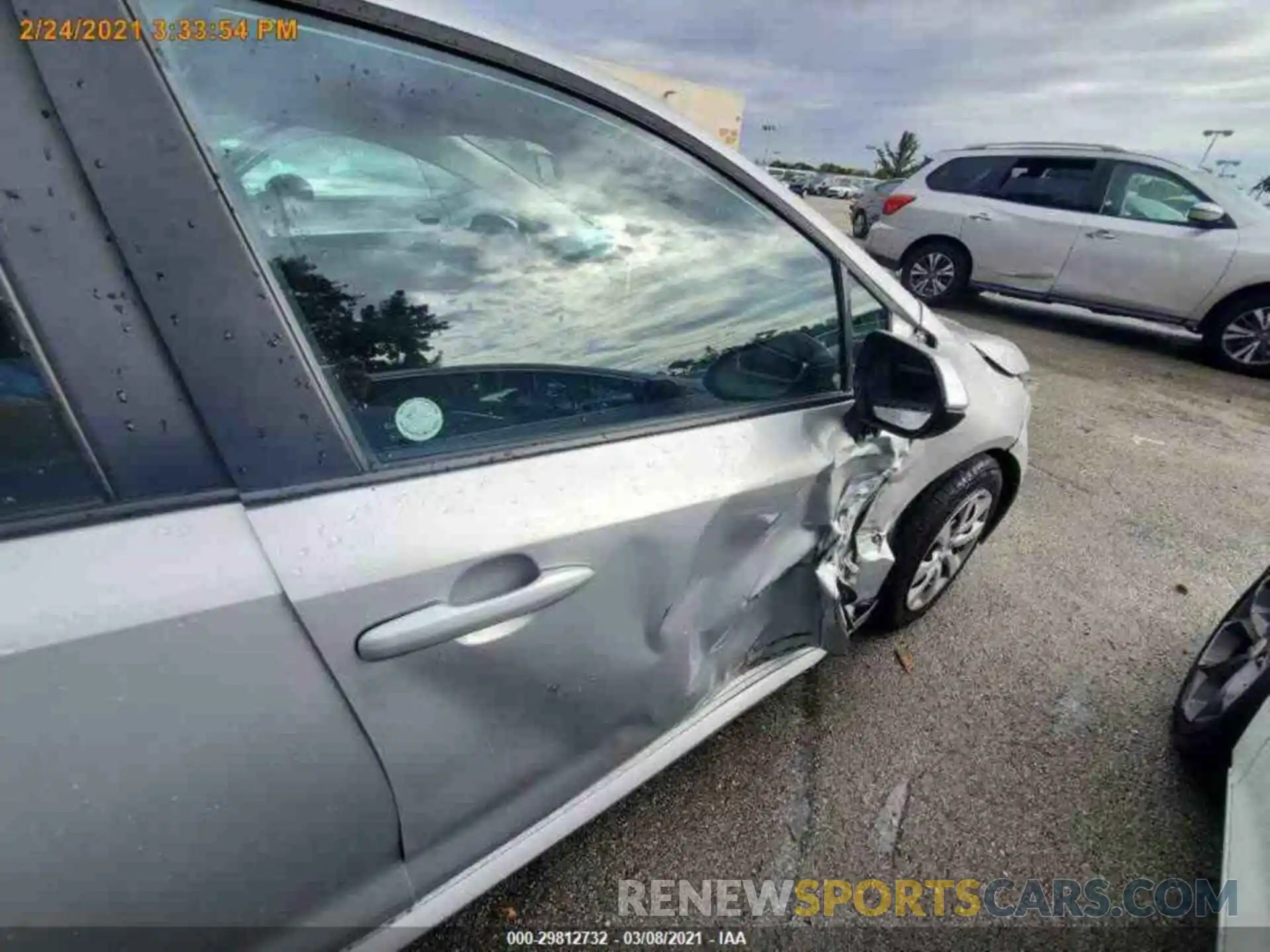 13 Photograph of a damaged car 5YFEPRAE6LP119794 TOYOTA COROLLA 2020