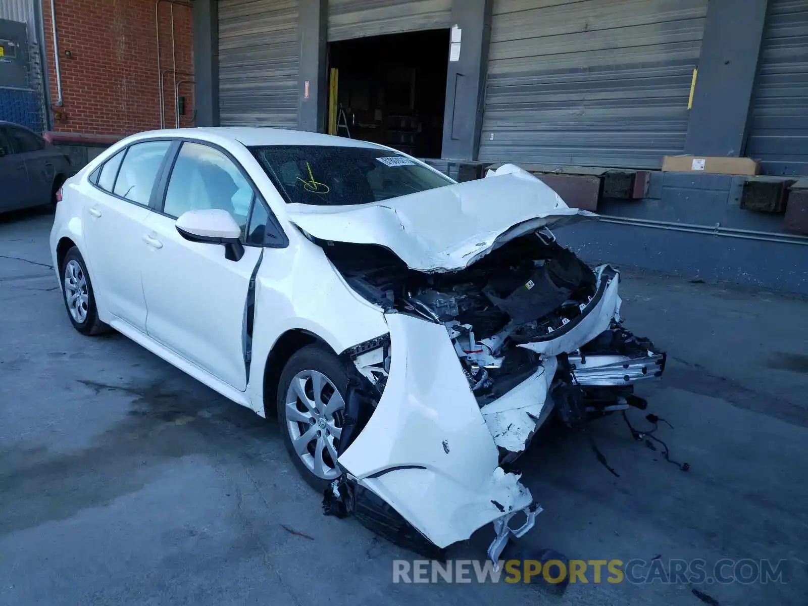 1 Photograph of a damaged car 5YFEPRAE6LP121206 TOYOTA COROLLA 2020