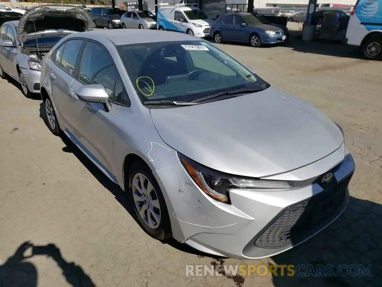 1 Photograph of a damaged car 5YFEPRAE6LP121254 TOYOTA COROLLA 2020