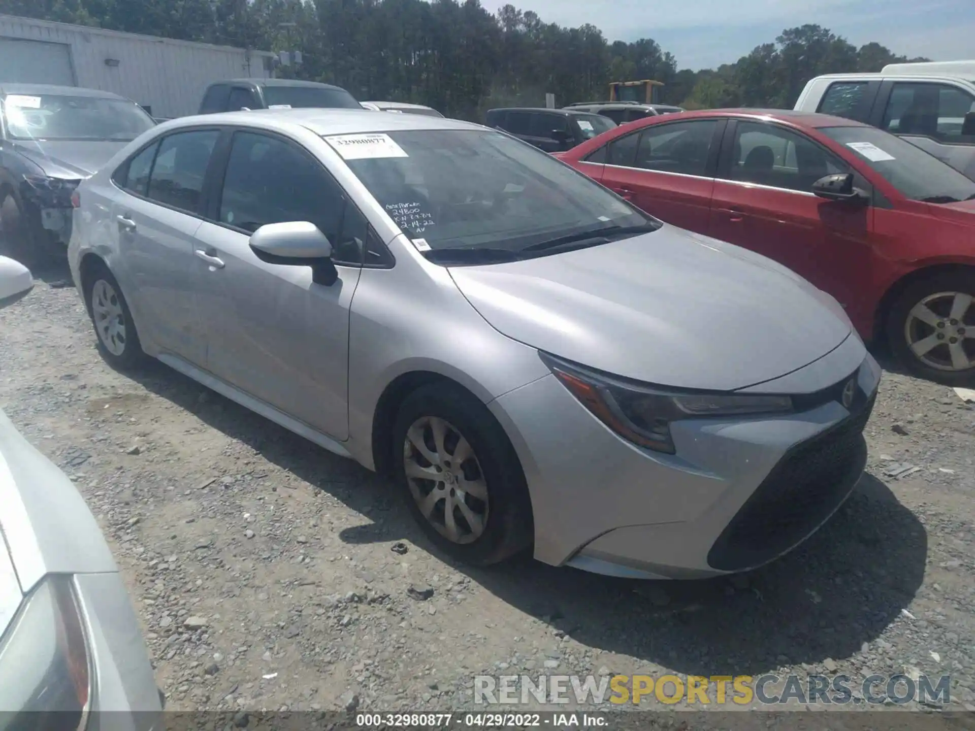 1 Photograph of a damaged car 5YFEPRAE6LP121402 TOYOTA COROLLA 2020